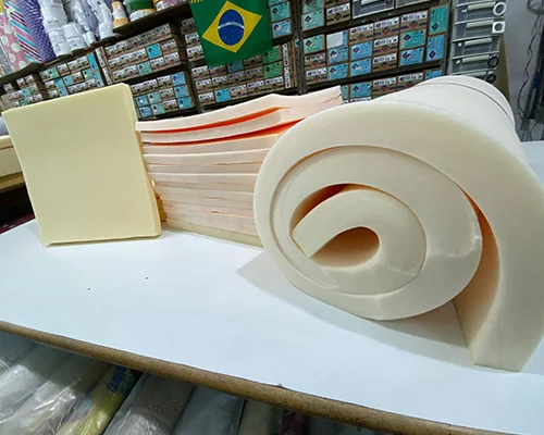 Espumas Por Metro 190 De Largura - Artigos para Tapeçaria em Santos/SP